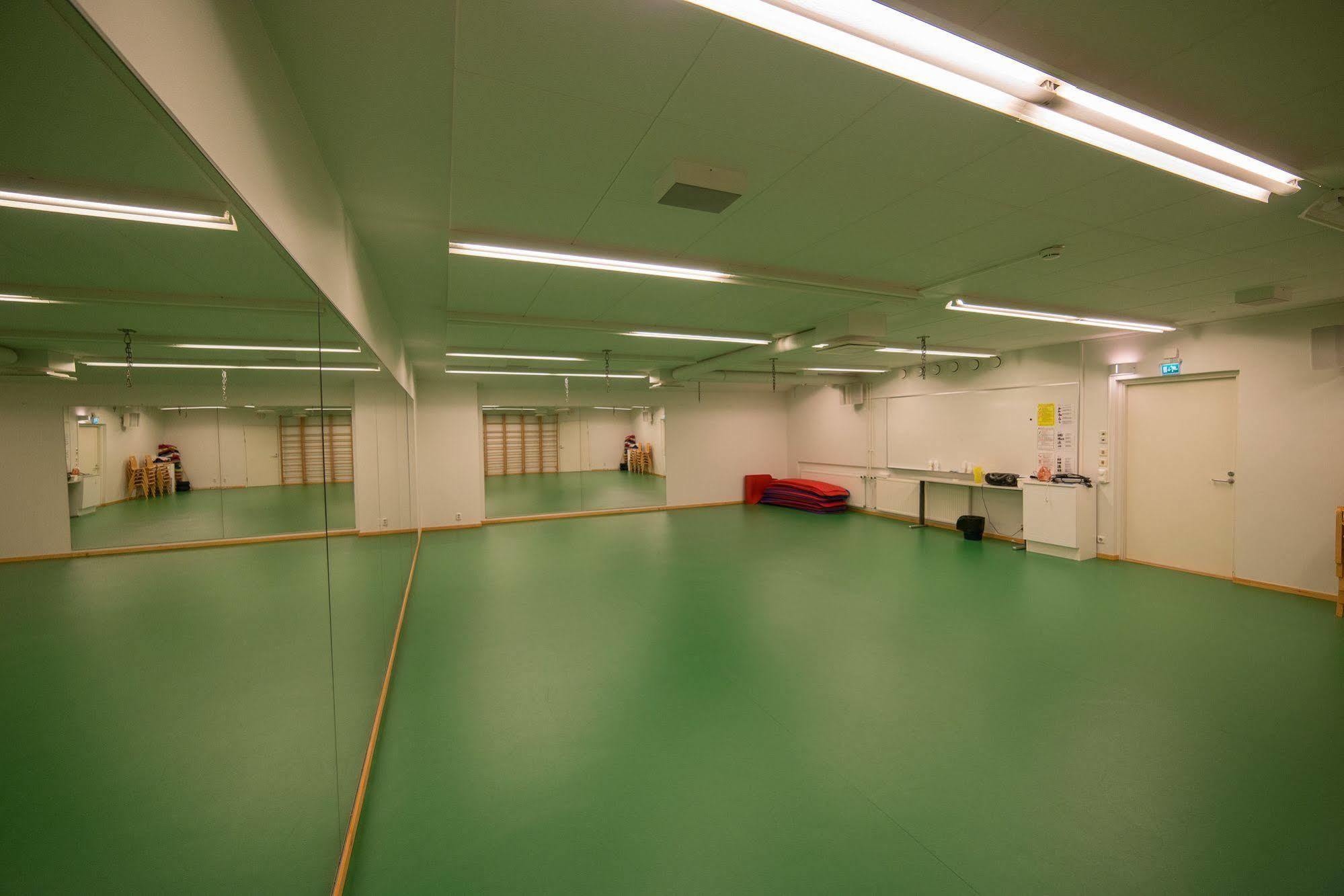 Hotelli Laehde ラッペーンランタ エクステリア 写真